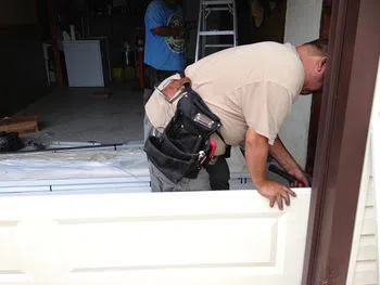 Metro Garage Door Service Warren, RI 401-326-2459 Metro Garage Door Service Warren, RI 401-326-2459 - inst-cont-gdr-19m