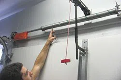 Metro Garage Door Service Warren, RI 401-326-2459 - spr-cont-gdr-19m